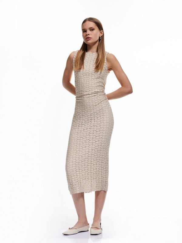 Robe Ado
