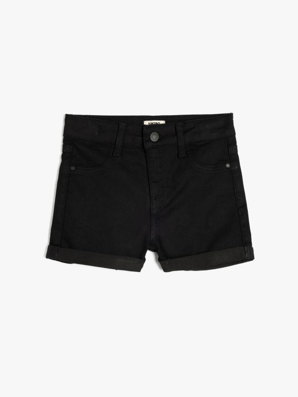 Short Fille