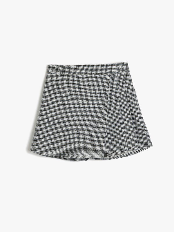 Short Fille